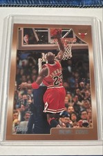 1998-99 Topps - Michael Jordan #77