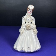 Elaine Figurine Ivory White Gold Detail 5.7