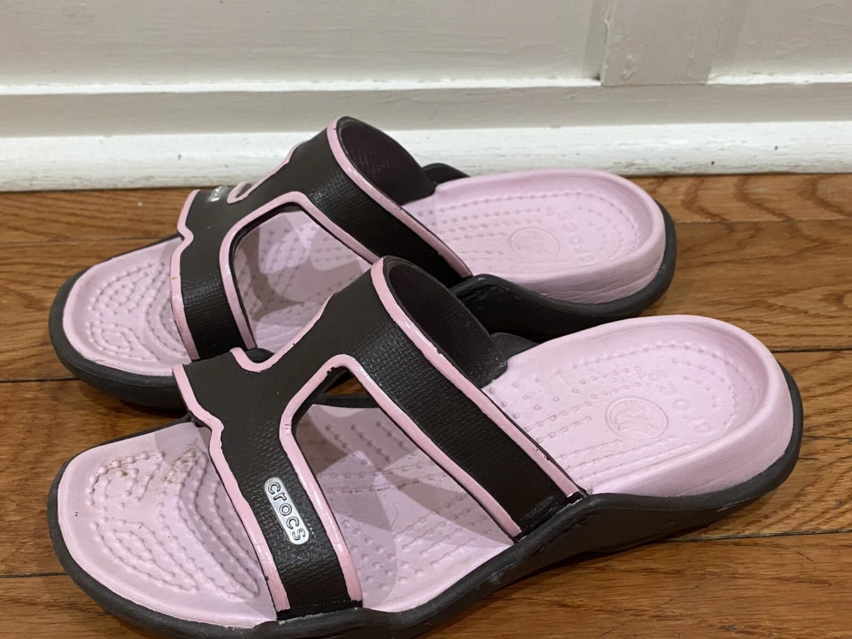 Slip on sales crocs ladies