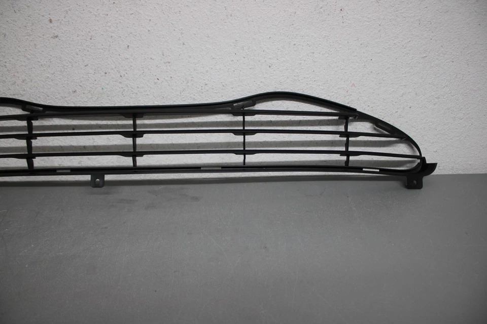 2000 2002 2003 2004 CHRYSLER 300M FRONT GRILLE - Image 3 of 4