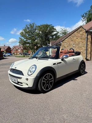 2008 Mini Cooper Sidewalk Convertible 1.6 Automatic - Image 1 of 4