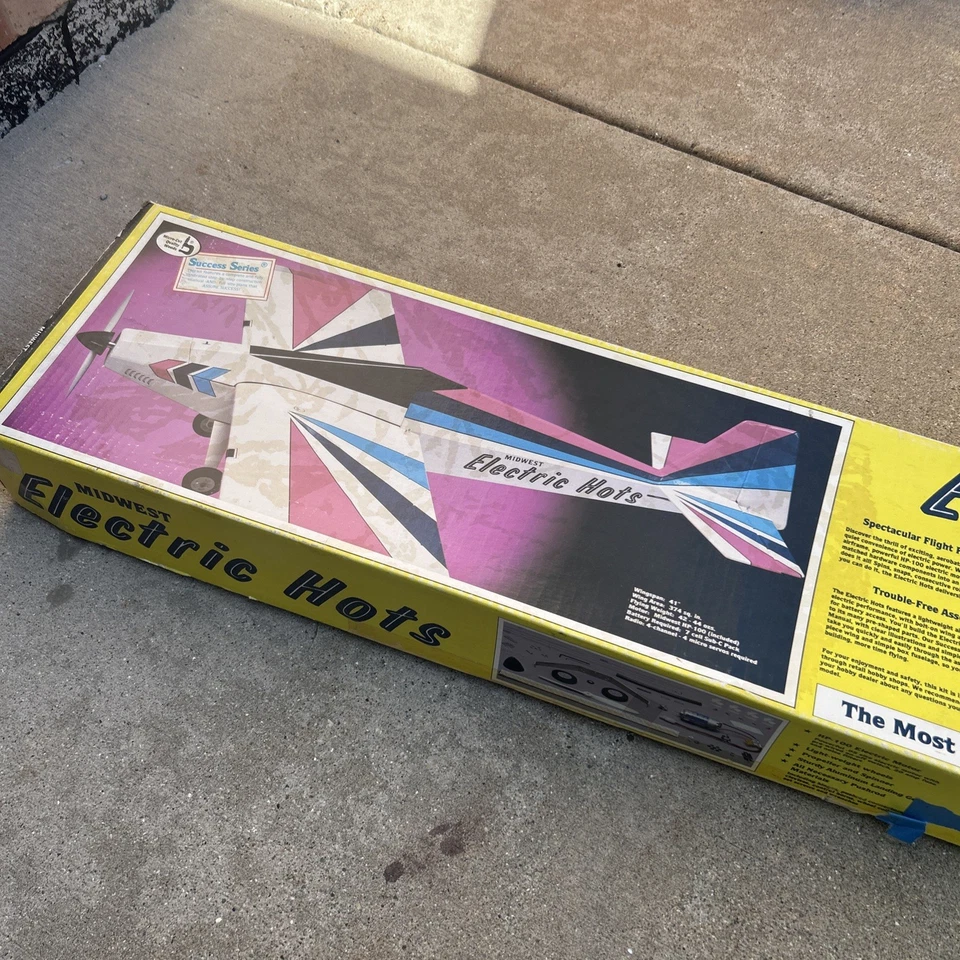 VTG  Midwest Electric Hots RC Model Airplane Kit. Open Box. - Image 2 of 4