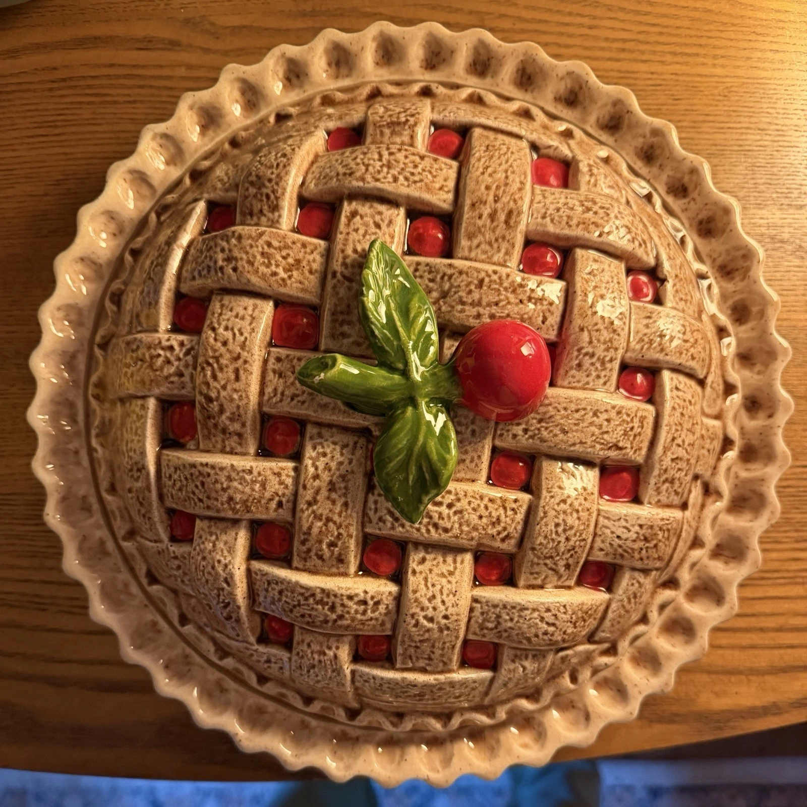 Vintage Whittier Ware Lattice Cherry Pie Dish