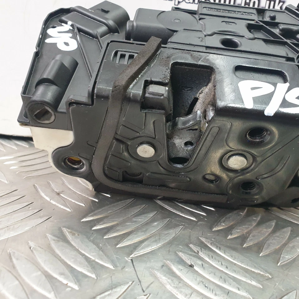 MECANISMO DE BLOQUEO DE PUERTA VW UP FABIA 5 PUERTAS LADO PASAJERO DELANTERO 09-13 1S2837015B Foto 2 de 4