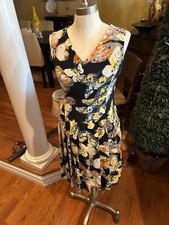 Nine West Dress Womens Sz 2 polyester. butterfly themed Sleeveless Zip Back