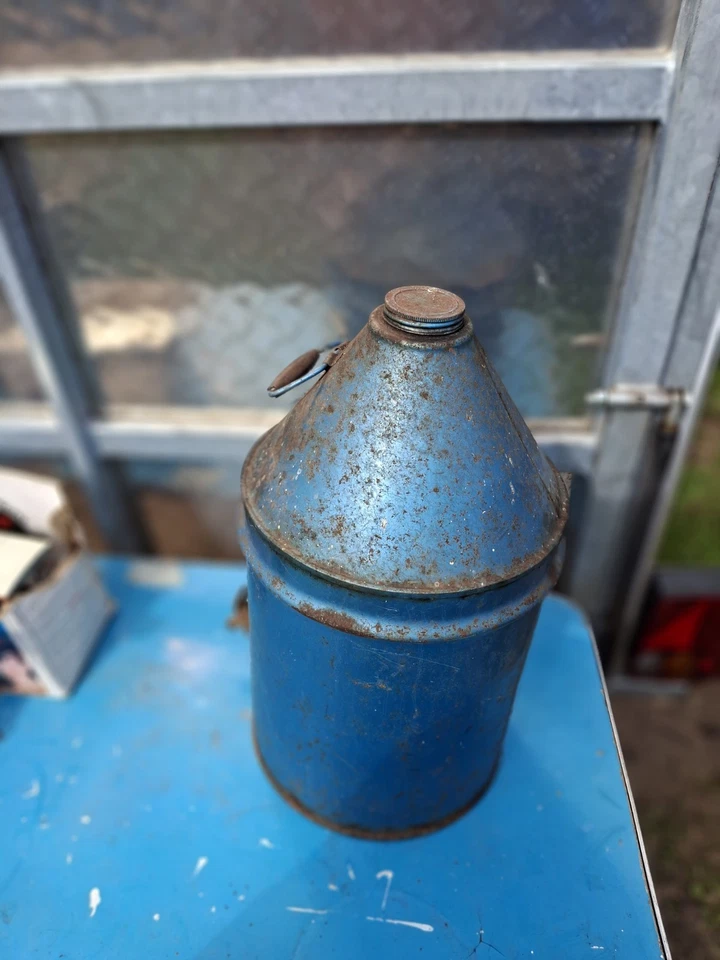 Old Vintage esso blue paraffin Can Rare Barn Find - Image 2 of 4