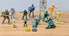 Smallscale Plastic Army Man Collection 11Pc Collection - GDJ-P-908