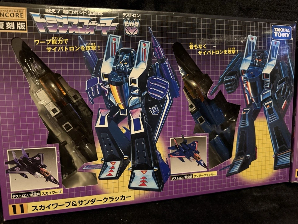 Transformers 11 Thundercracker & Skywarp/ 04 Starscream Takara Tomy Reissue MIB - Image 2 of 4