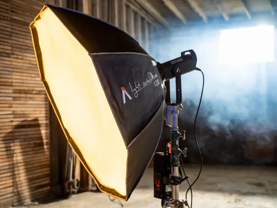Aputure Light Octadome 120 Softbox for Studio Lighting - Image 4 of 4