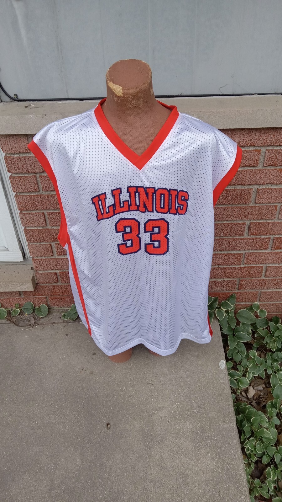University of Illinois Basketball Jersey Men's 2XL Sleeveless Jersey