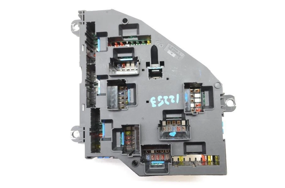 2012-2019 BMW 640I Gran Coupe Trunk Fuse Box 41703345 - Изображение 4 из 4