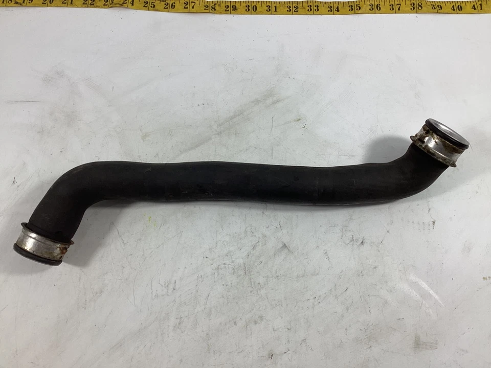 2008 - 2011 MERCEDES-BENZ C300 冷却器辐射软管 A2045012782 原始设备制造商。 — 第 4/4 张图片