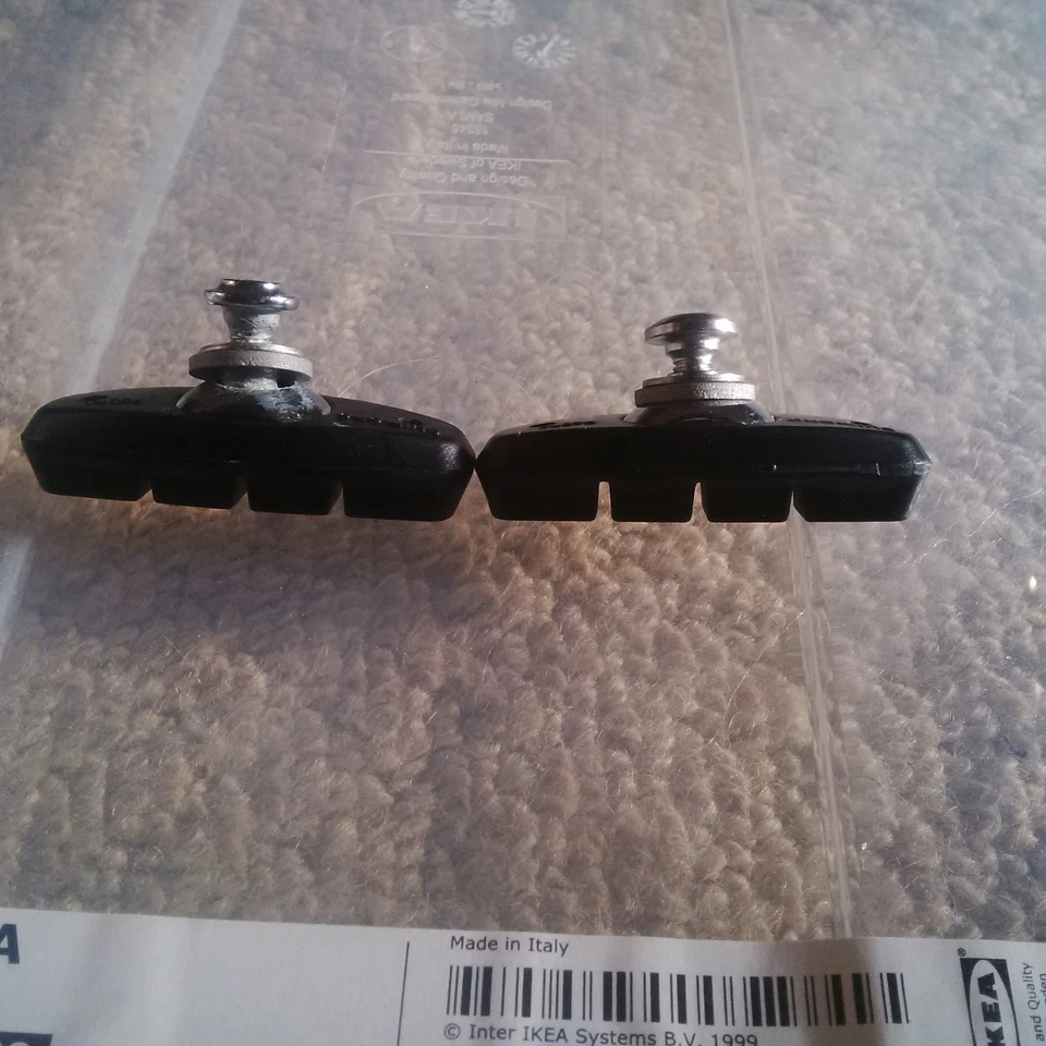 Shimano R50T2 Road Bike Brake Pad Blocks Tiagra Sora BR-4700 BR-4600 (1 Pair) - Image 3 of 4