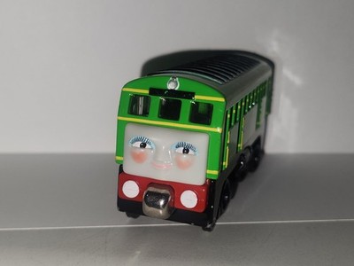 THOMAS & FRIEND'S TAKE N'PLAY DAISY ENGINE 2006 DIE-CAST LEARNING CURVE VGC
