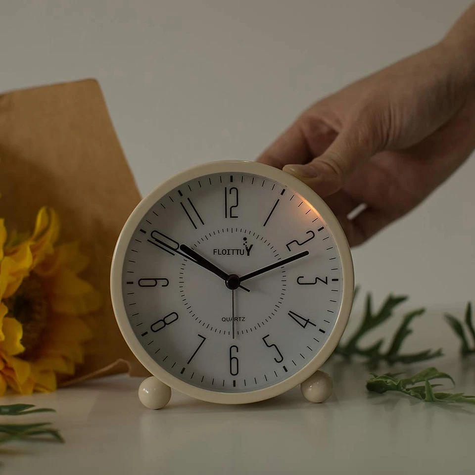 Super Silent Metal Alarm Clock,Beep Wake Round Alarm Clock with Night Light,Bat - Image 3 of 4