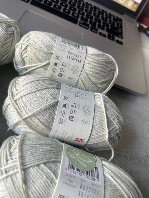 NEW LOT of 6 Rowan PURELIFE 131 yards 4ply 100 % organic cottonMINTY GREEN Italy - Image 2 of 4