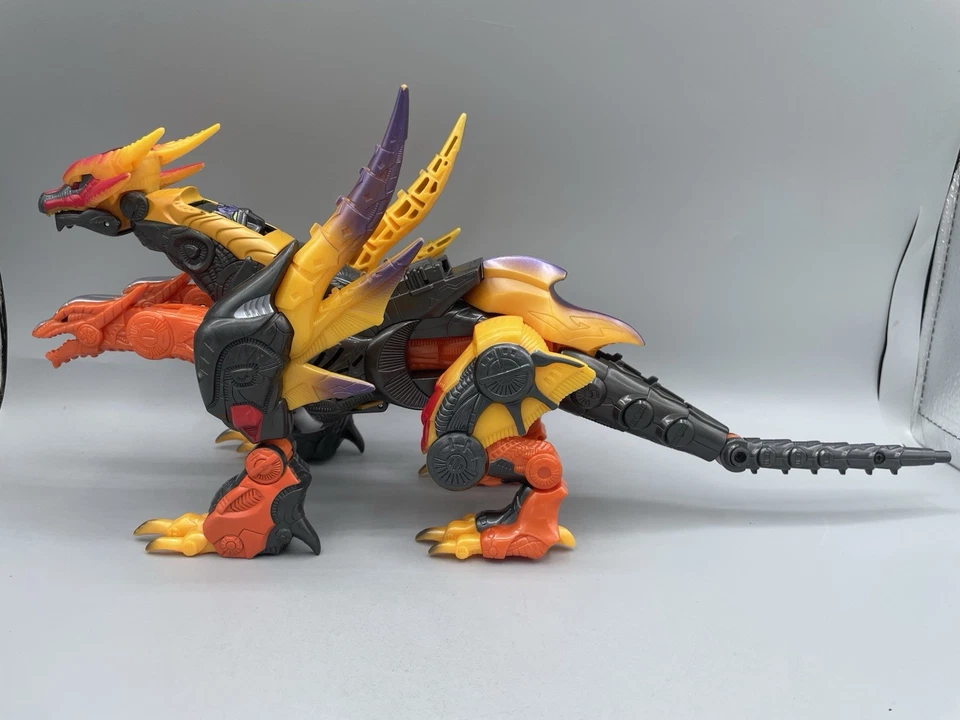 Hasbro 2005 Transformers Cybertron Ultra Class Scourge Complete - Image 4 of 4