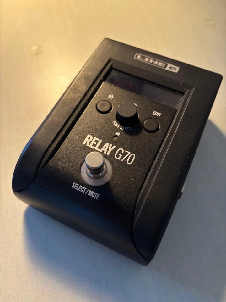 LINE6 RELAY G70 Funkempfänger Einzelgerät schwarz USB Terminal beschädigt gebraucht