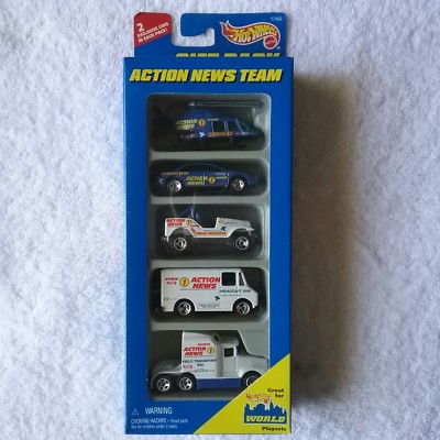 Hot Wheels Action News Team Gift Pack w/ custom Semi Diecast cars