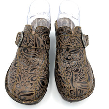 BORN BOC Clog Mules Size 10 Brown Leather Comfort Slip On Shoes BC6631