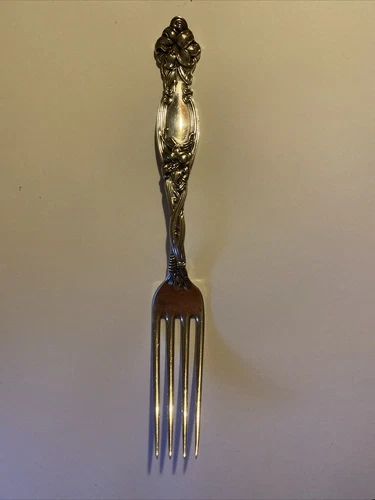 International Sterling Silver Frontenac 7.5” Dinner Fork 1.5ozt #2337