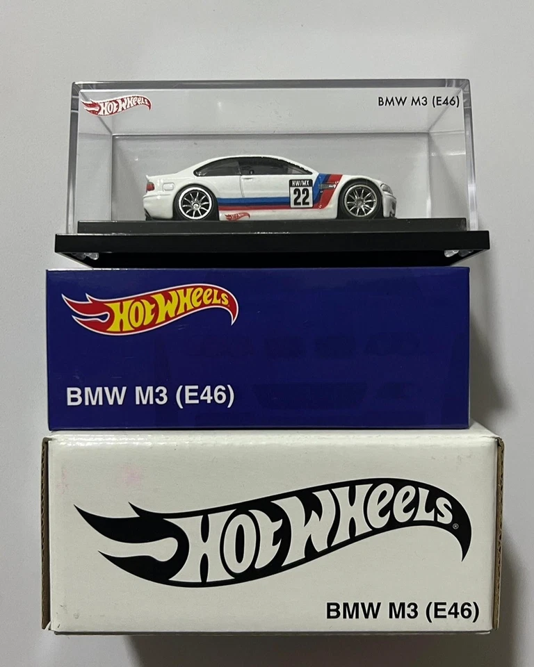 a 2022 hot wheels WHITE BMW M3 MEXICO CONVENTION Acrylic case FREE SHIPP salon - Image 3 of 4