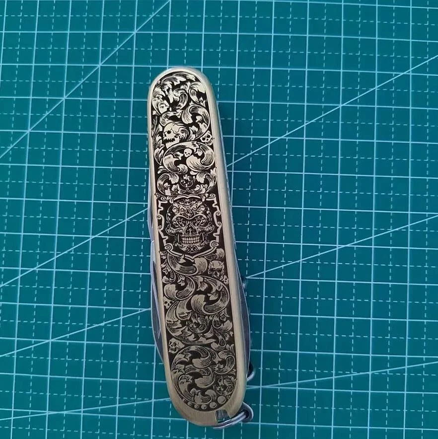 1 juego de básculas de mango de latón puro hechas a medida para navaja suiza Victorinox de 91 mm Foto 3 de 4