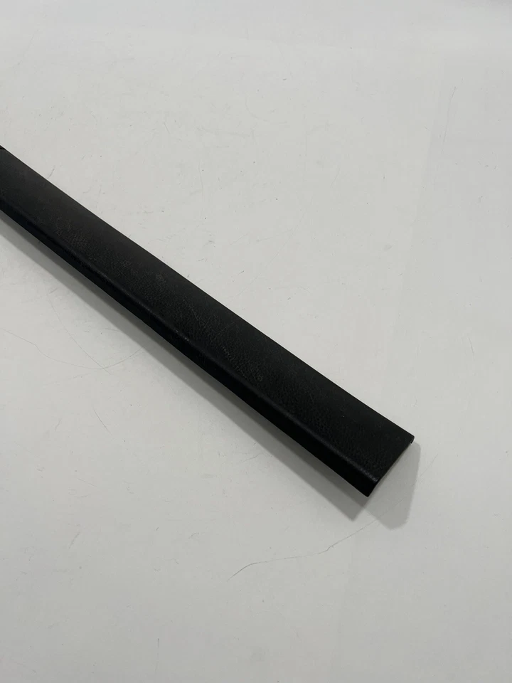 ✅2013-2019 Toyota 86 Subaru BRZ Scion FR-S painel de acabamento de soleira da porta esquerda fabricante de equipamento original - Imagem 2 de 4