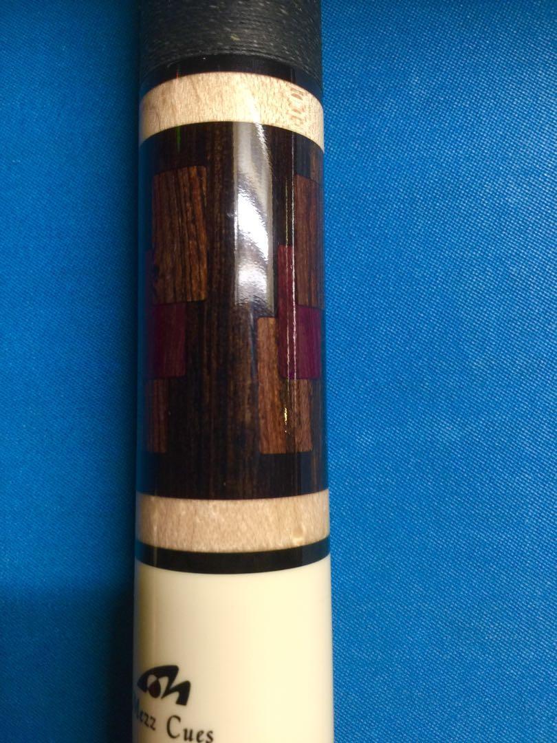 Mezz SA Series Billiard Cue Bat Only 14 Mountains Used From Mezz SA Series Billiard Cue Bat Only 14 Mountains Used From
