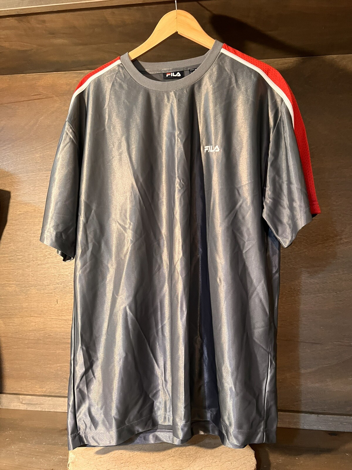 Camicia sportiva Fila uomo GRIGIO taglia XL PULLOVER MANICA CORTA POLIESTERE USATA IN OTTIME CONDIZIONI