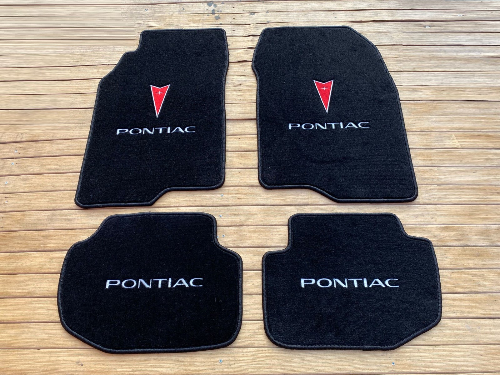 Fit For Pontiac G6 Carpet Floor Mats Black 4 pcs Set 200509 eBay