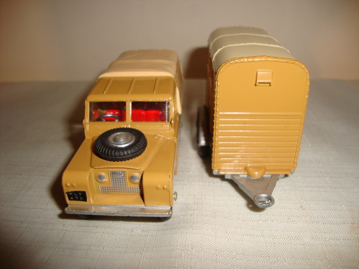 CORGI TOYS GIFT SET 2 LAND ROVER & RICE'S PONY TRAILER - NR