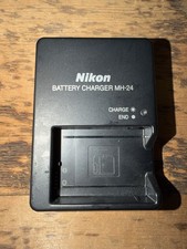Genuine Nikon MH-24 Charger for D5300 D5600 D3400 D3500 P7700 EN-EL14a EN-EL14