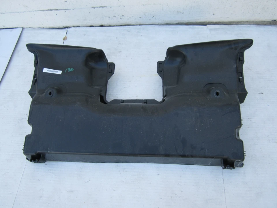 dp50730 Porsche 911 GT3 2022 2023 2024 Radiator Air Duct Cooling Shroud OEM - Image 4 of 4