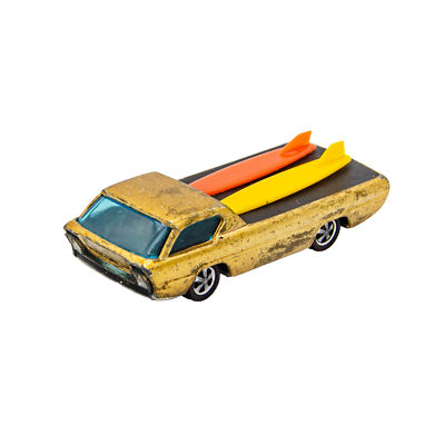 Vintage Hot Wheels Redline Deora Gold - Very Early HK Issue w