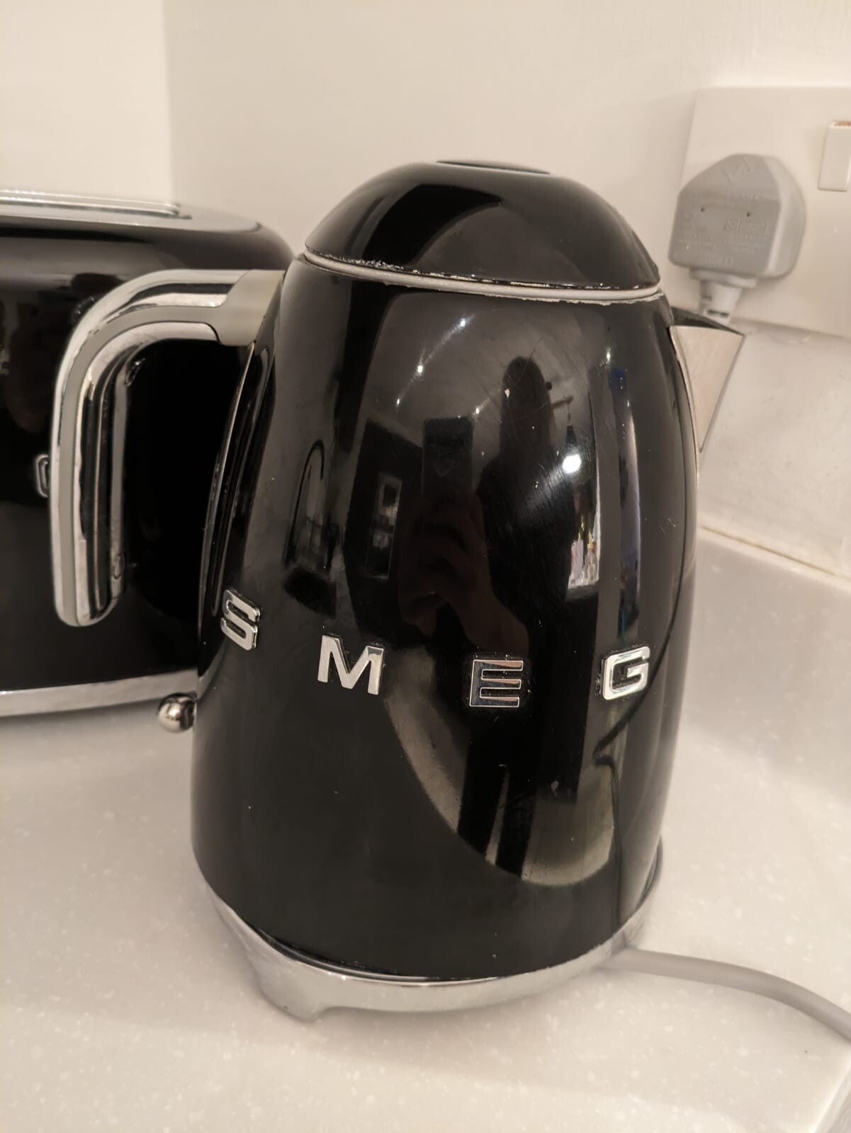 SMEG KLF04BLUK + TSF03BLUK Kettle & 4 slice Toaster Set Stainless Steel