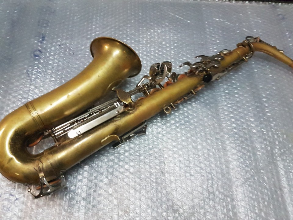 1982 BUESCHER ARISTOCRAT 200 ALT / ALTO SAX / SAXOPHONE made in USA