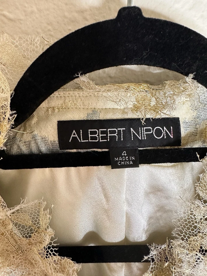 Traje Chaqueta Albert Nipon Marfil Brocado Solo Estilo Bridgerton Talla 4 Foto 3 de 4