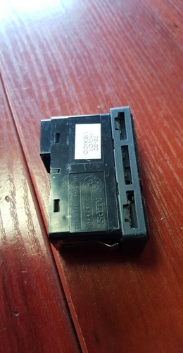 BMW E46 E53 E85 E86 ZENTRALVERRIEGELUNG / WARNBLINKSCHALTER 8368920