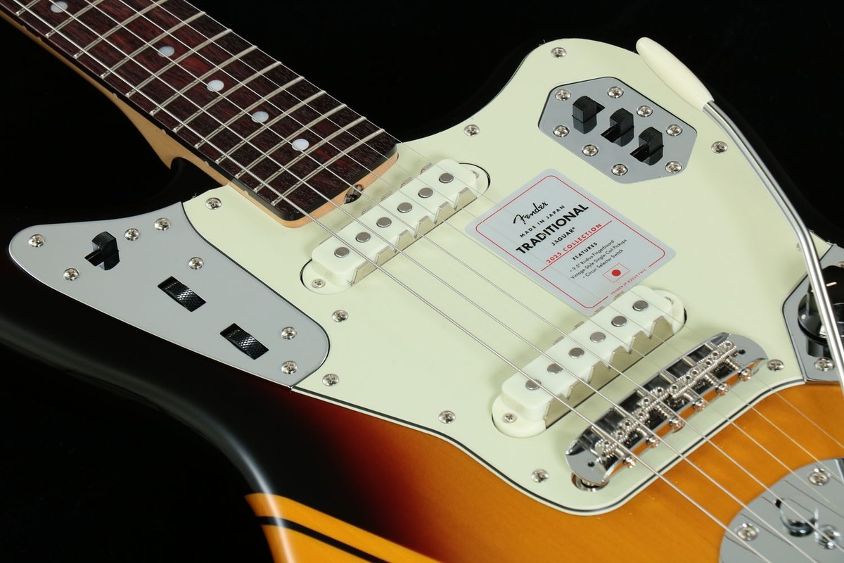 New Fender / MIJ Traditional 2025 60s Jaguar Competition 3CS