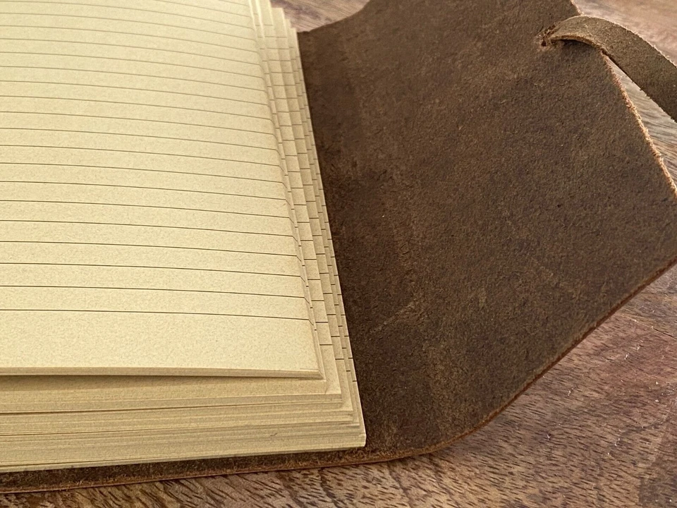 Diario de cuero Travellers A5 | 240 páginas Kraft de calidad forradas | Bolígrafo gratis Foto 4 de 4