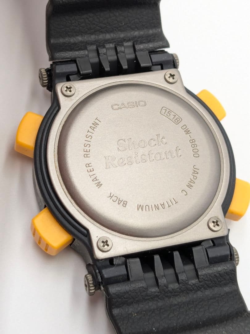 Casio G Shock DW8600 FISHERMAN Vintage Wrist 21.5cm 8.5in Case
