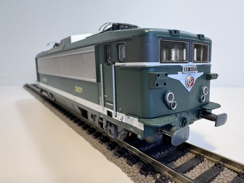 RIVAROSSI RT400011 - Locomotive électrique BB 8598 Béton ép.IV de la SNCF en HO | Zustand: Neuf