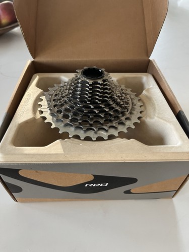 Sram Red XG-1290 Cassette 12 Vitesses 10-28t pour Corps de conducteur XDR Arc-en-Ciel