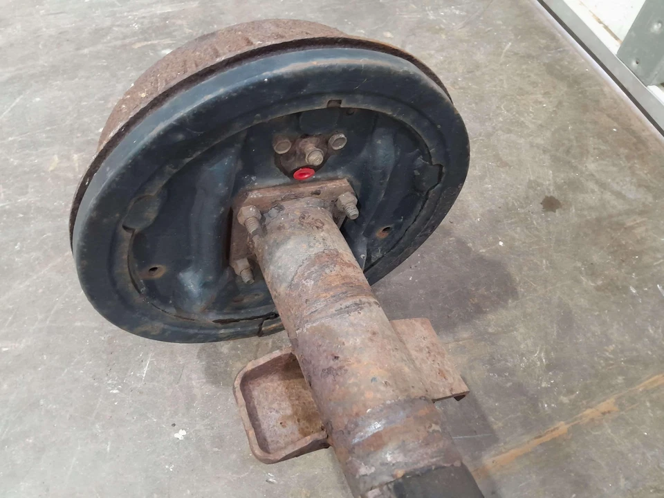 Conjunto de eje trasero 92-97 Chevy S10 4x2 relación 3,73 original OEM Foto 3 de 4