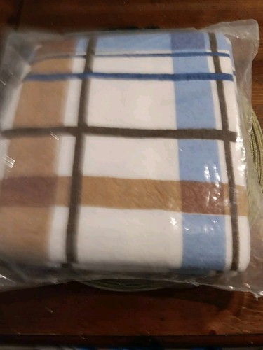 NOS Vintage Mac Leod Plaid Blanket Charles D Owen 45 x 72 Blue White Brown - Picture 8 of 9
