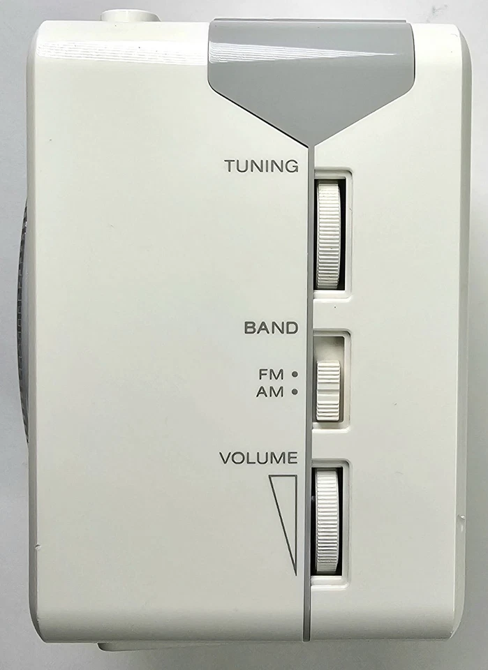 Vintage Ivory White Sony ICF-A8W JAPANESE Alarm Clock AM/FM Radio 3x4.5x4.5in - Image 4 of 4