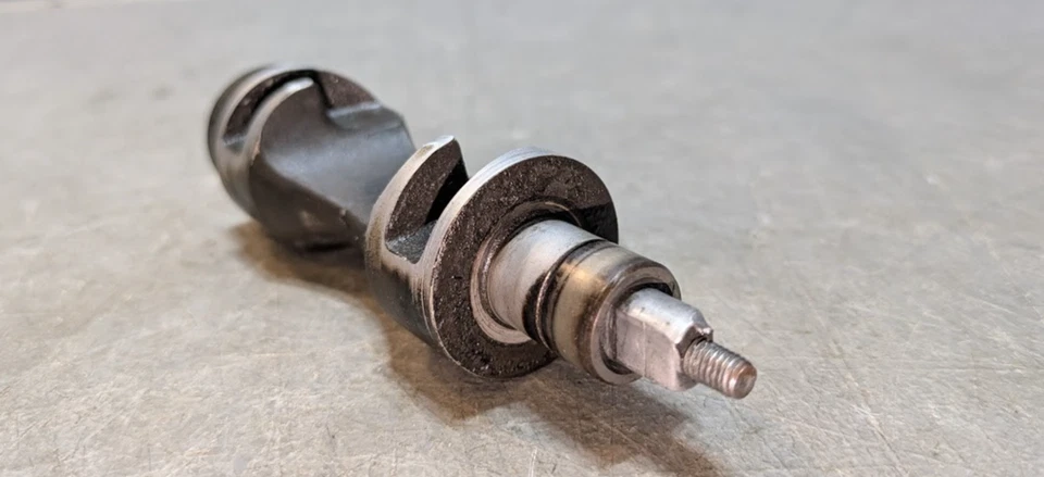 Válvula de potencia de escape Yamaha YZ125 1985 Foto 2 de 4