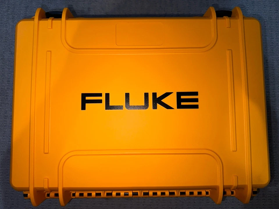 Fluke 190-504 Scopemeter Series III Kit - Image 4 of 4