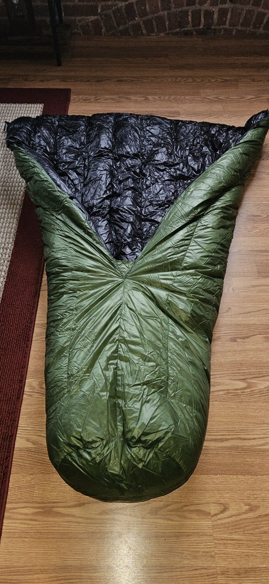 Enlightened Equipment Enigma 850 Down Quilt - 10 Degree Enlightened Equipment Enigma 850 Down Quilt - 10 Degree